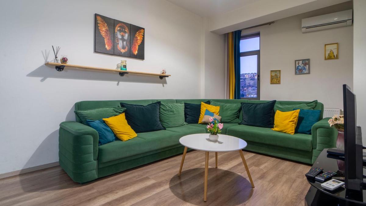 Apartment in Tbilisi “Green Budapest “ - Housity