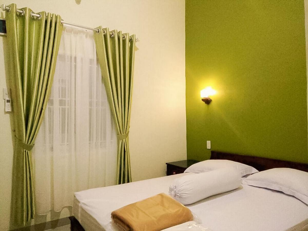 RedDoorz near Pantai Pandan Sibolga 2 - Housity