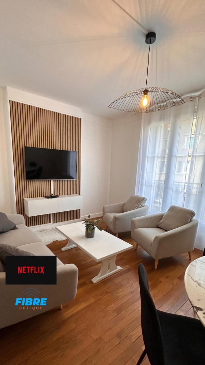 Le beau Milo 2 chambres Coeur de ville avec Balcon Netflix - Housity