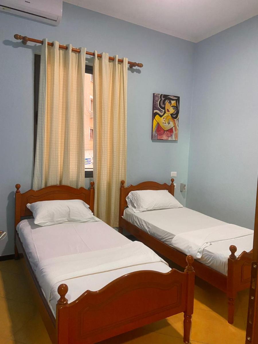 Suitetrails - RENT ROOM -RENI -