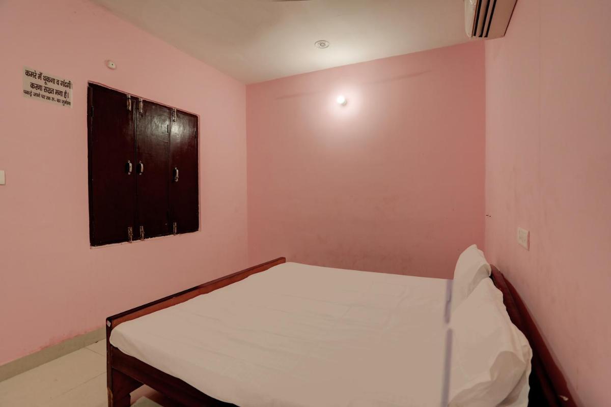 Suitetrails - OYO Royal Inn