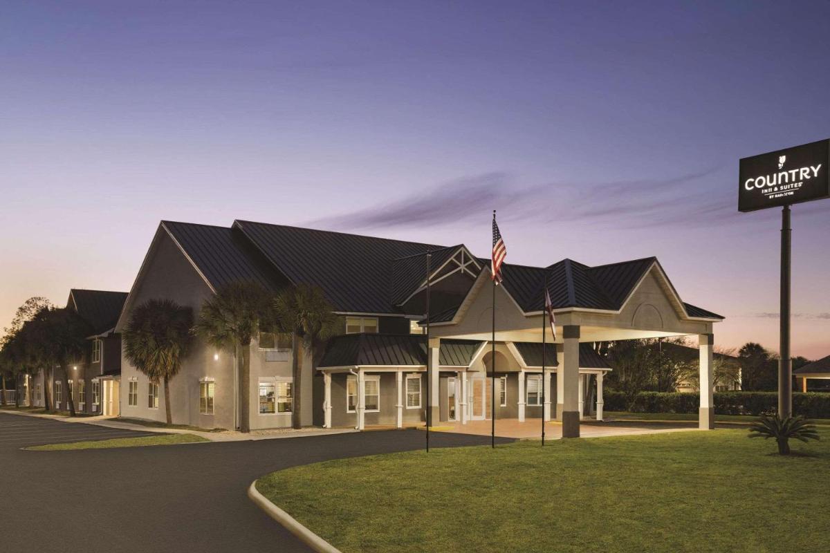 Country Inn & Suites by Radisson, Panama City, FL - Housity