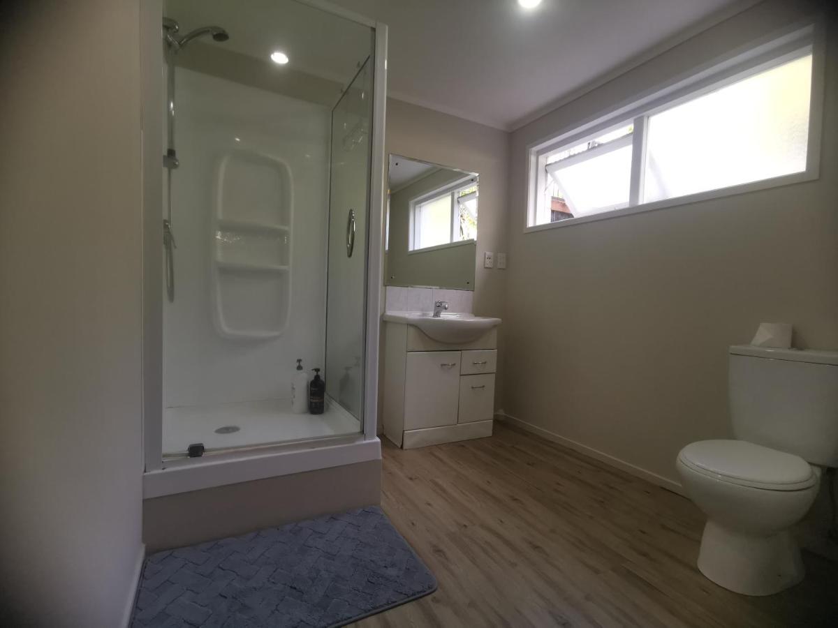 Sunshine hillcrest home - Housity