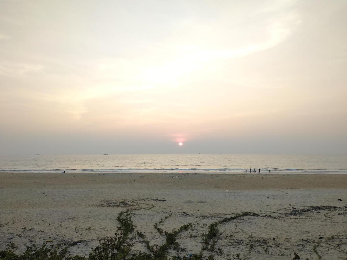Ocean beach stay Honnavar - Housity