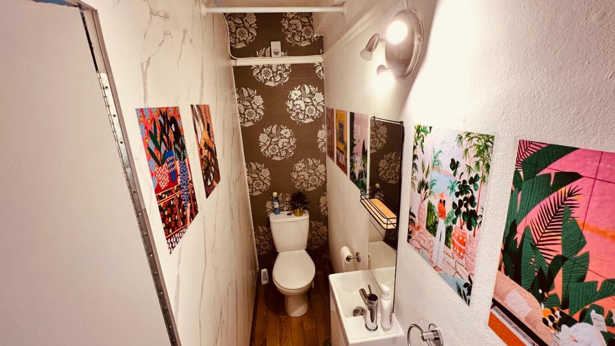 Rest Boutique Notting Hill Age 21 - 60 - Housity