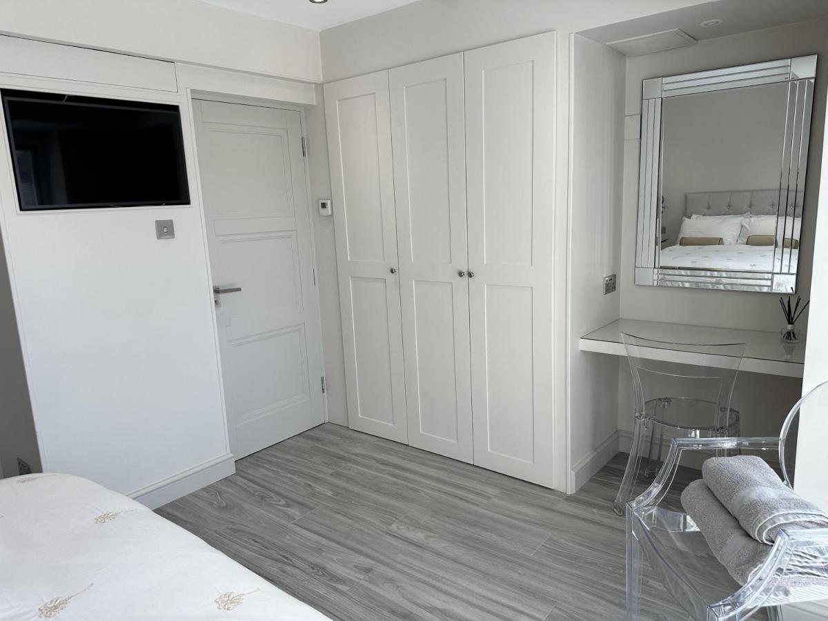 Beautiful 1-Bed Studio in Bourne end - Housity