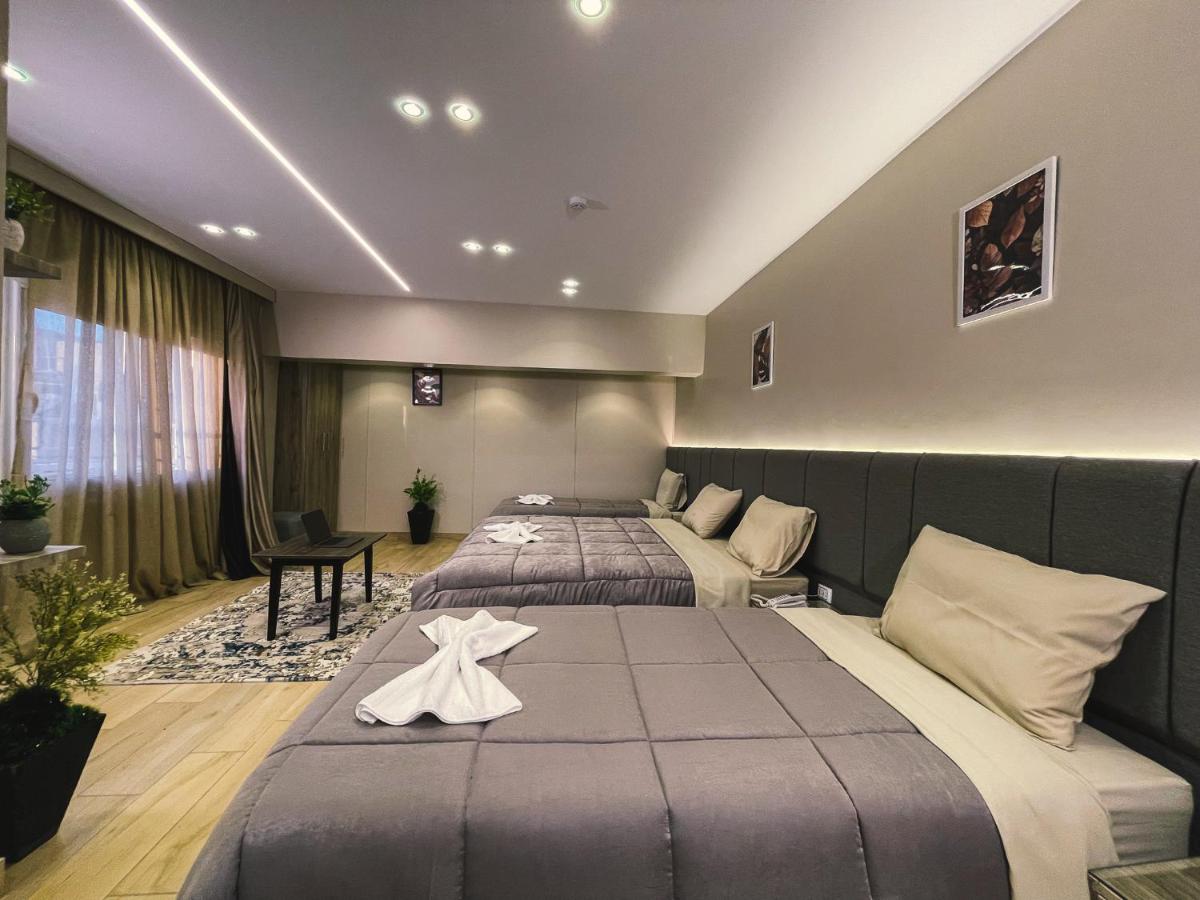 Holy Sheet Plus - Housity