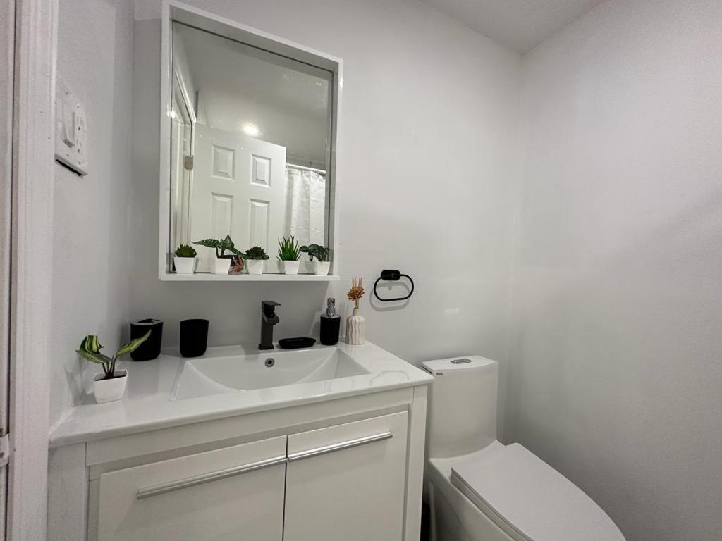 Suitetrails - Private suite close to Kendall Hospital and FIU