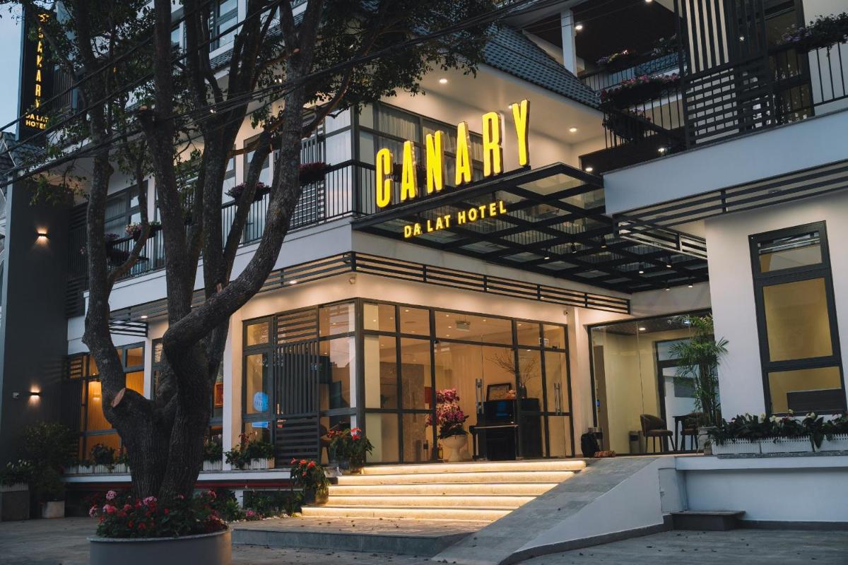 Canary Dalat Hotel - Housity