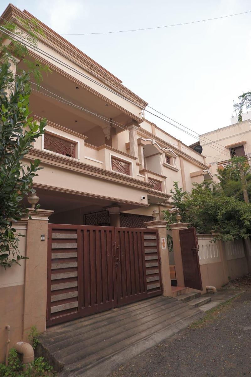 Dr Pa Pondy - A Luxury Home Stay - Housity