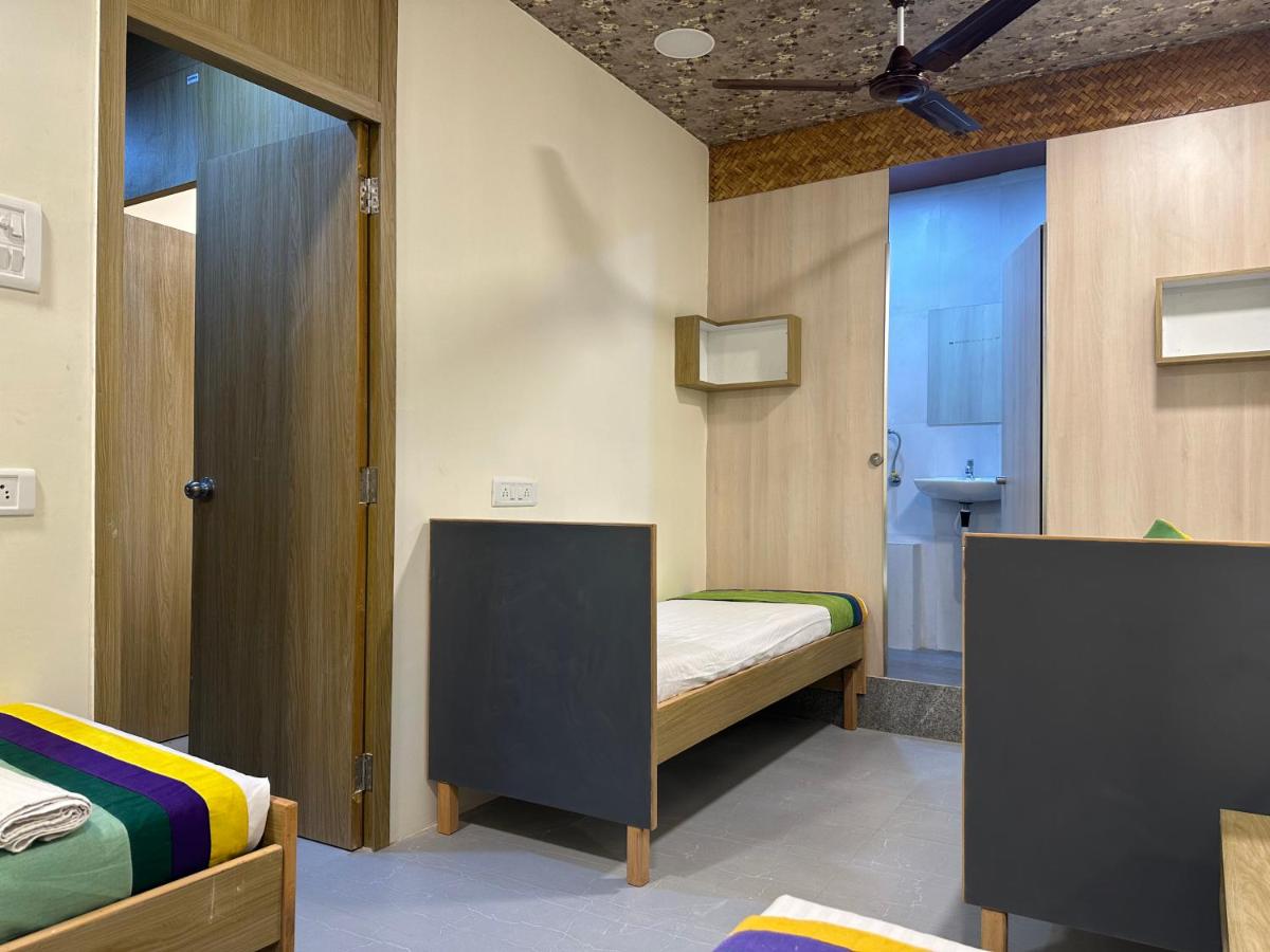 ZEST STAYS - IIT - Housity