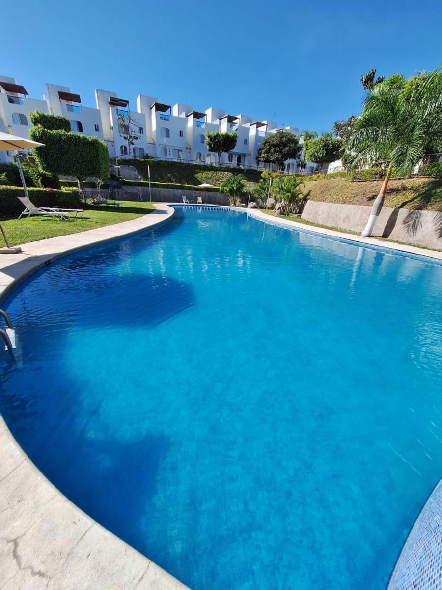 Suitetrails - Paraiso Teques, Casa entera con acceso al lago