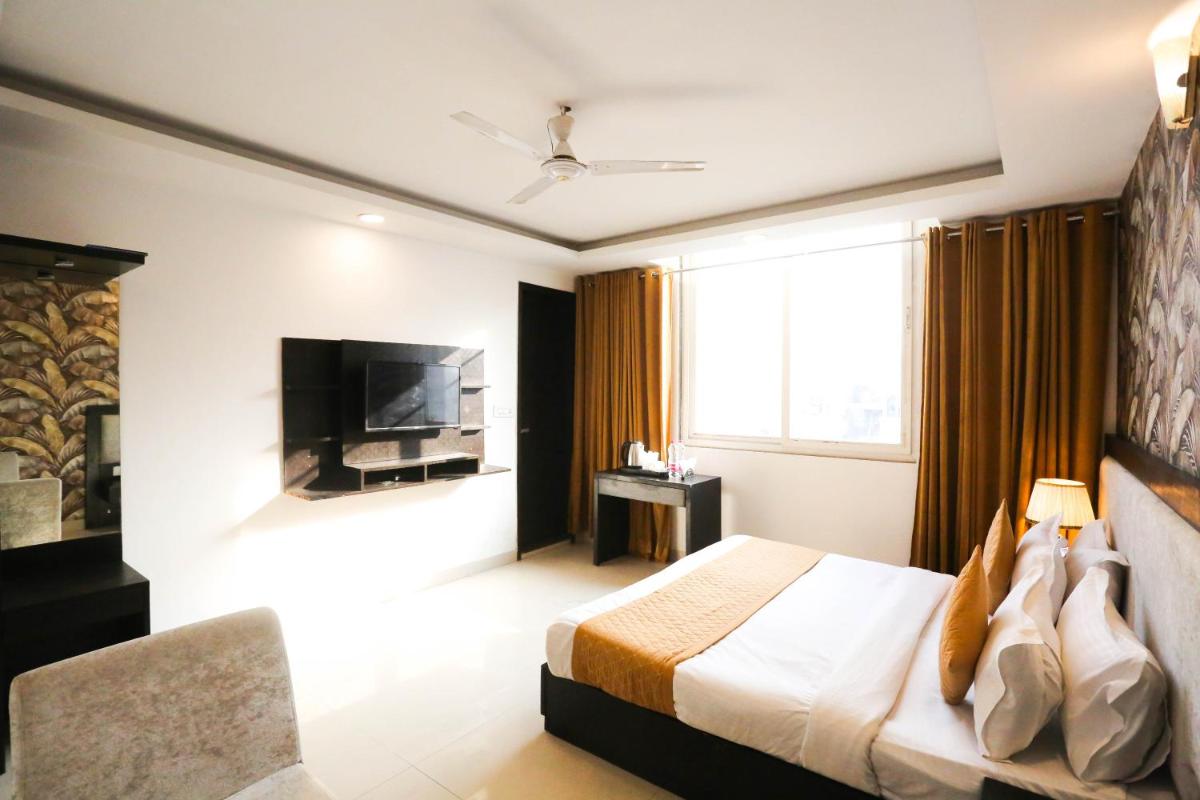 Suitetrails - Hotel Aashiyana New Delhi