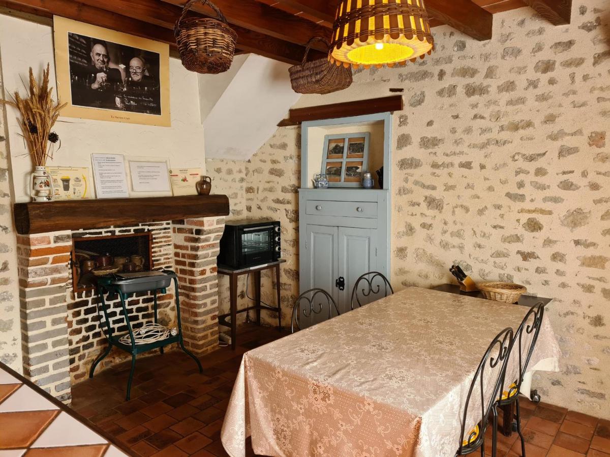 Gîte Pithiviers-le-Vieil, 3 pièces, 4 personnes - FR-1-590-133 - Housity