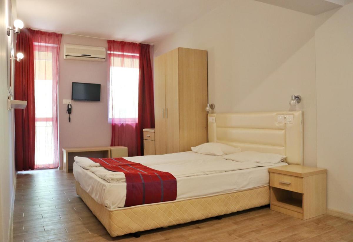 Rilena Hotel - Housity