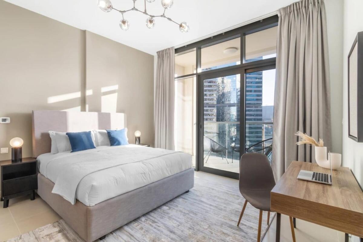 Suitetrails - Silkhaus spacious central Downtown 1BDR in new tower