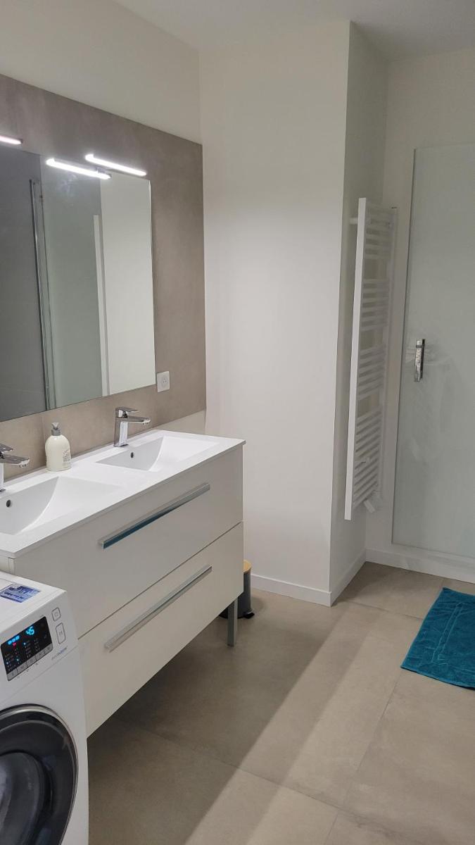 Appartement neuf avec terrasse - Housity