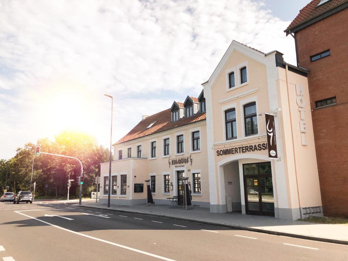 Hotel Kolossos Düsseldorf - Neuss - Housity