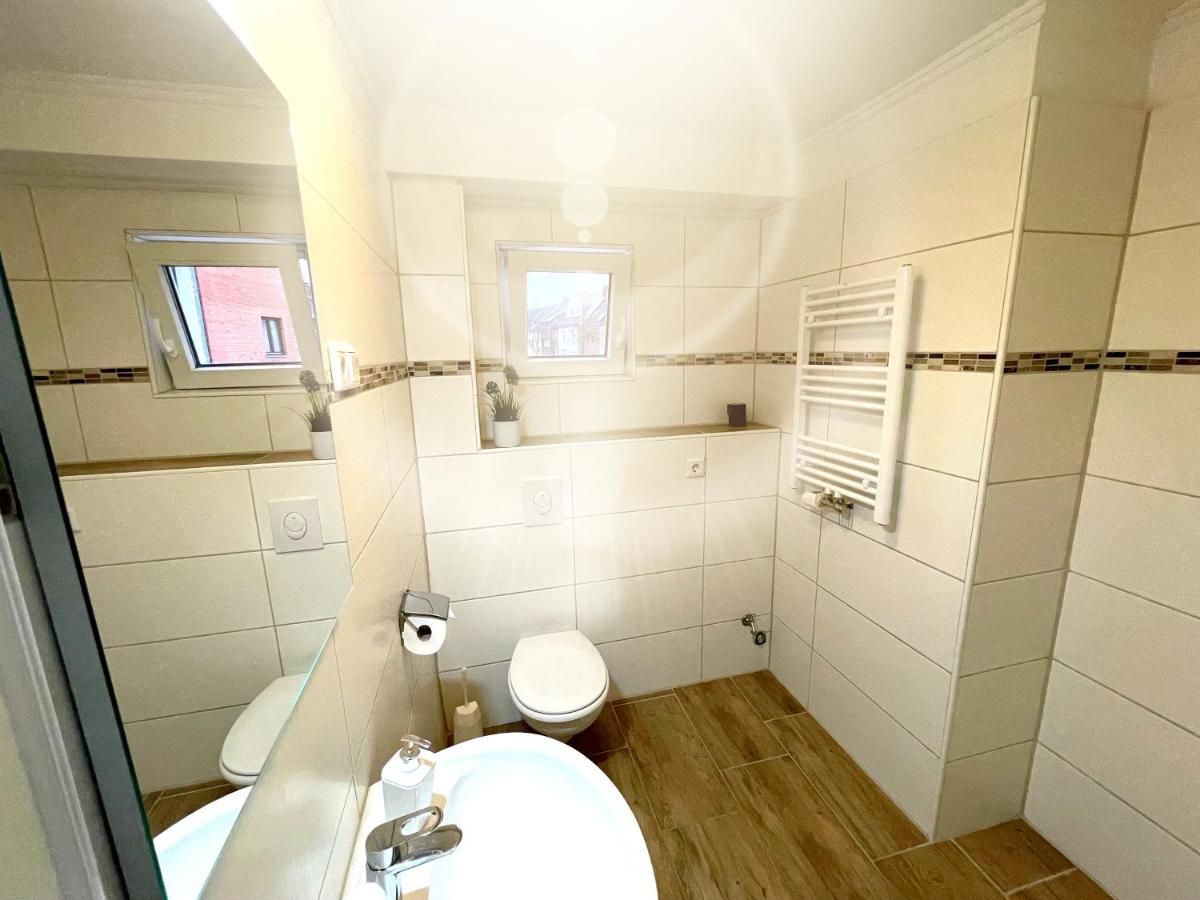 Hotel Kolossos Düsseldorf - Neuss - Housity