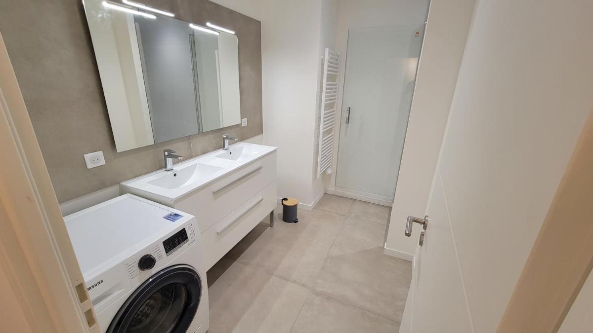 Appartement neuf avec terrasse - Housity