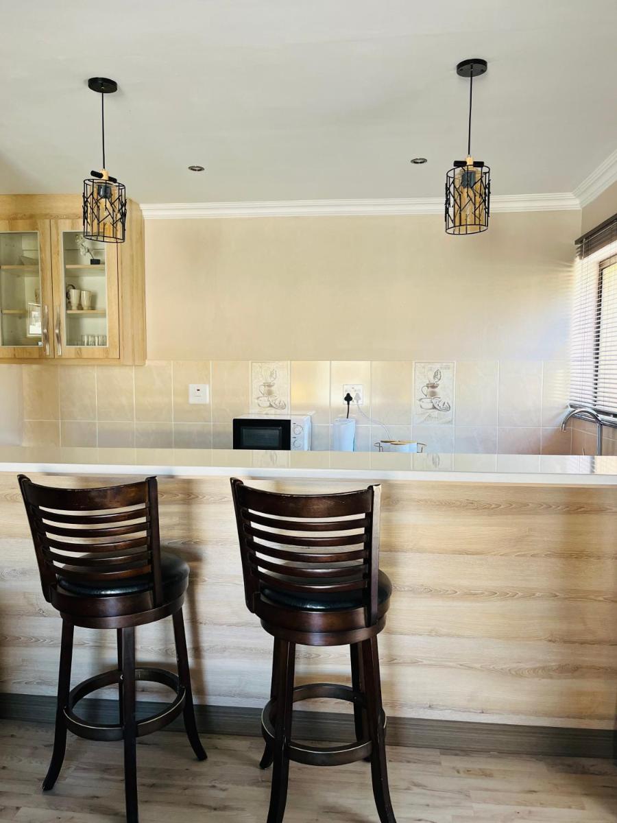 Suitetrails - Mapalesa Guest House
