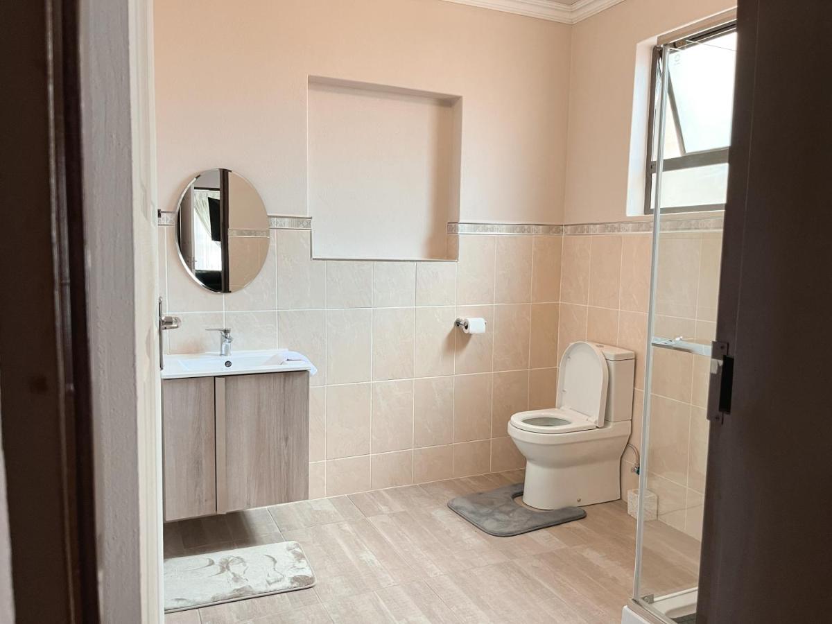 Suitetrails - Mapalesa Guest House