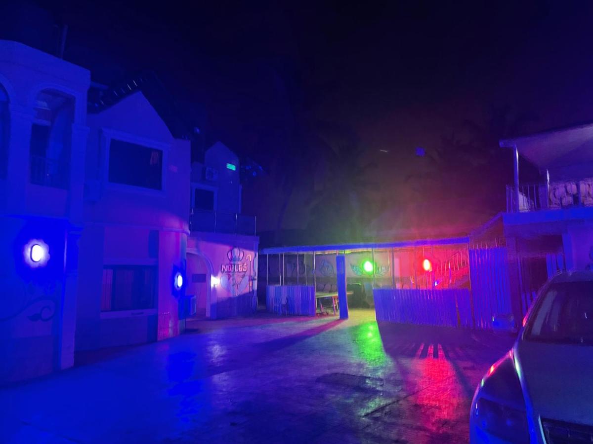 Suitetrails - Nobles Hotel & Suites