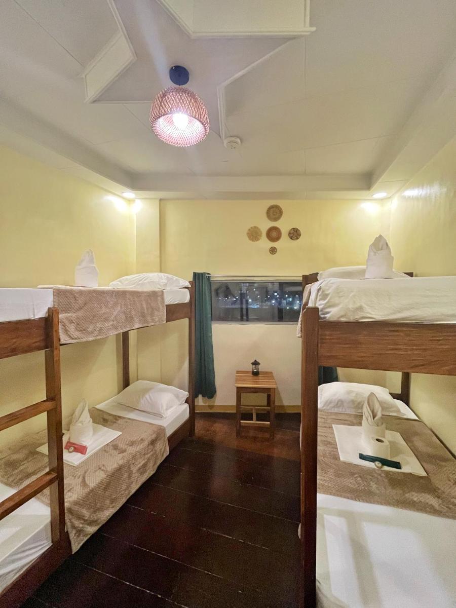 Suitetrails - Zuric Pension House