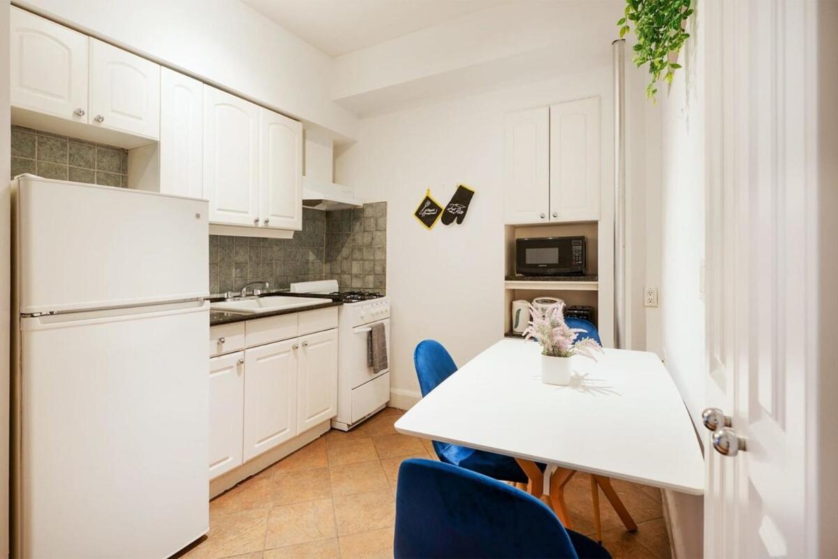 61-2A Large 1BR in Upper East Side - Housity