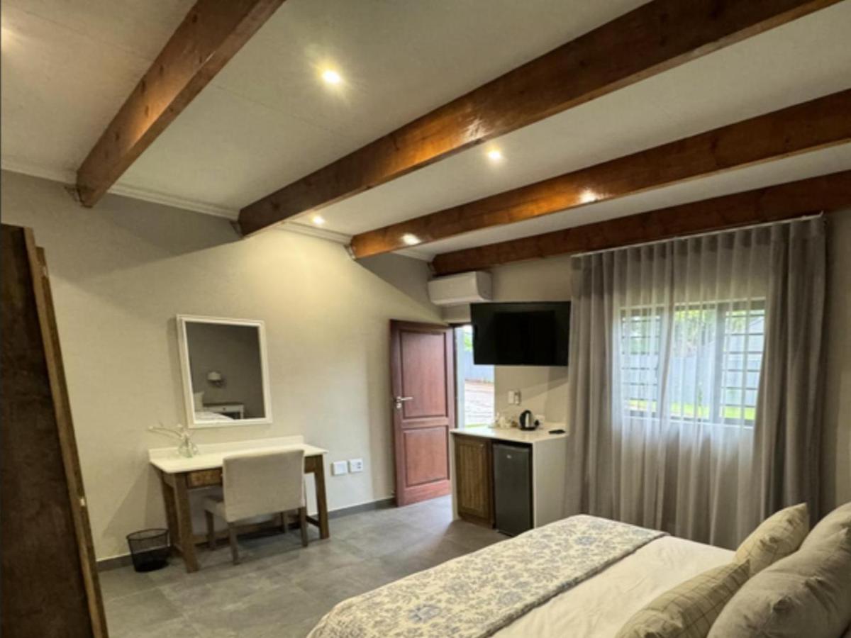Suitetrails - De Akker Guest House Louis Trichardt