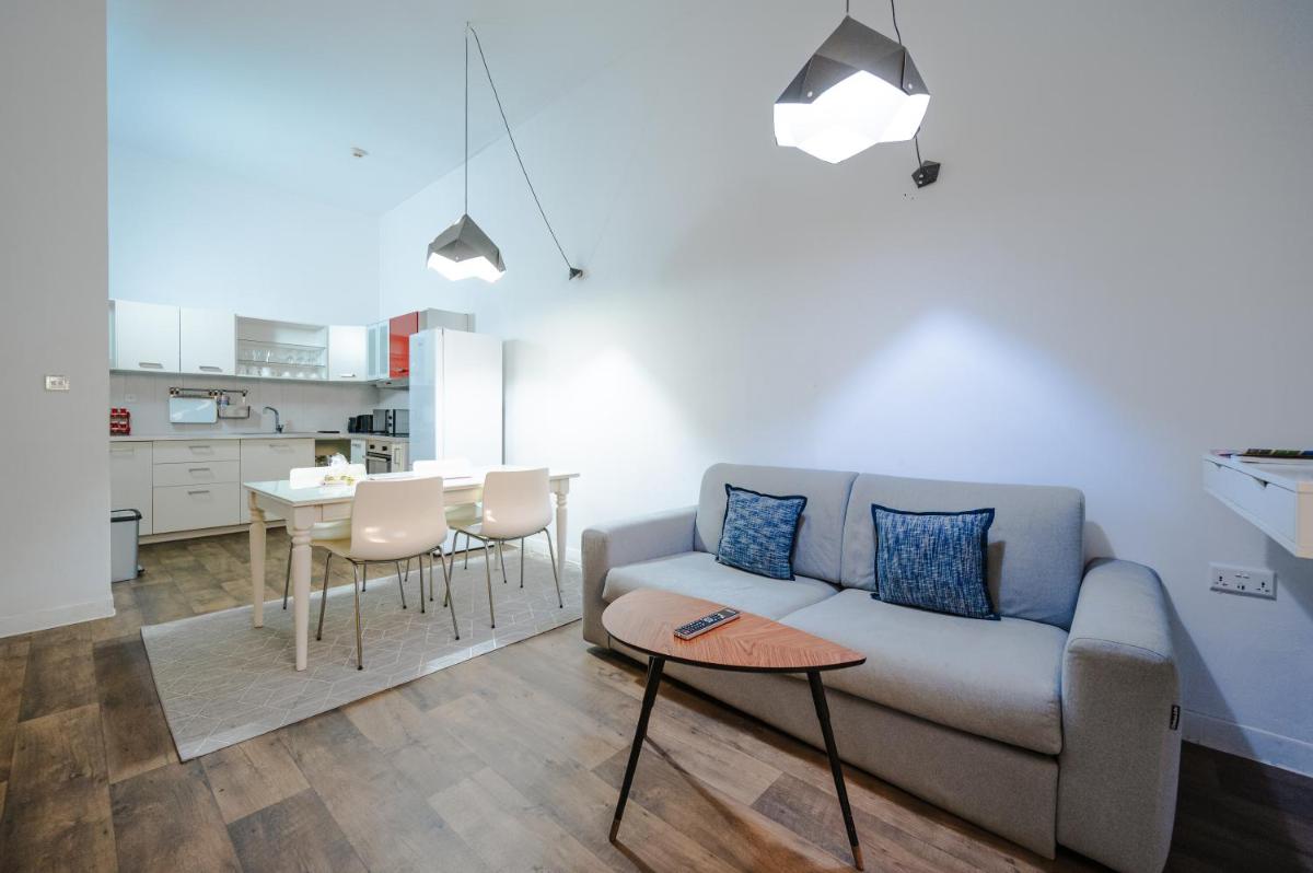 Suitetrails - St Mark two bedroom apartment