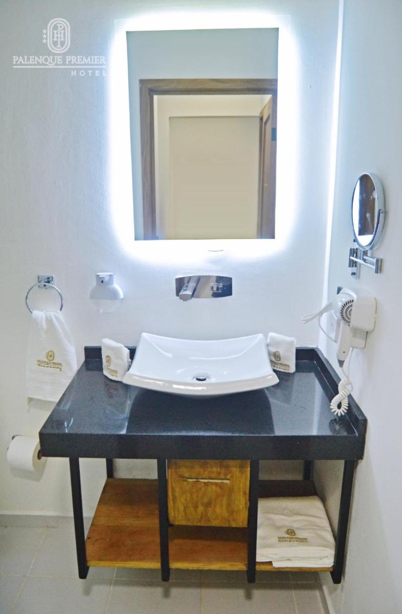 Suitetrails - HOTEL PALENQUE PREMIER