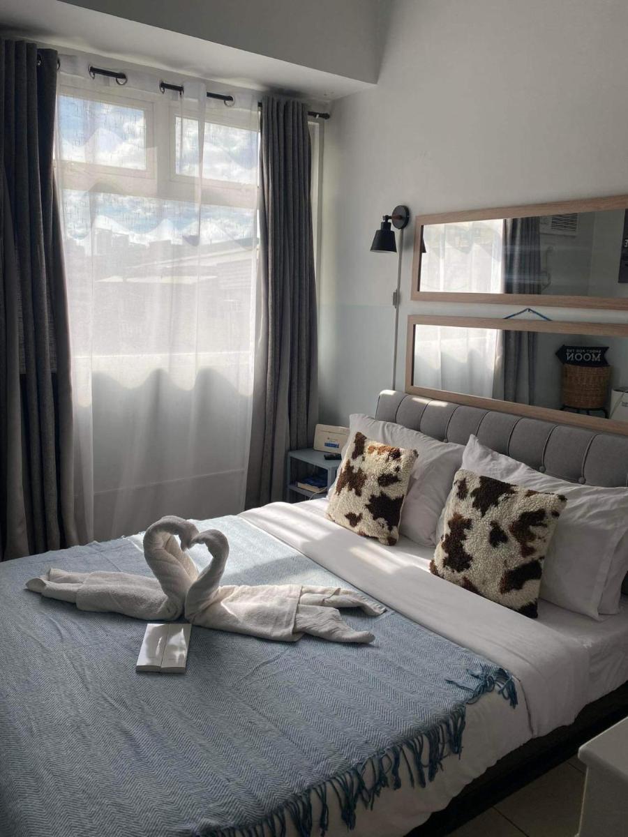 Suitetrails - Modern Stylish Affordable Staycation Rooms at Urban Deca Tower Edsa Near Mandaluyong Shaw MRT
