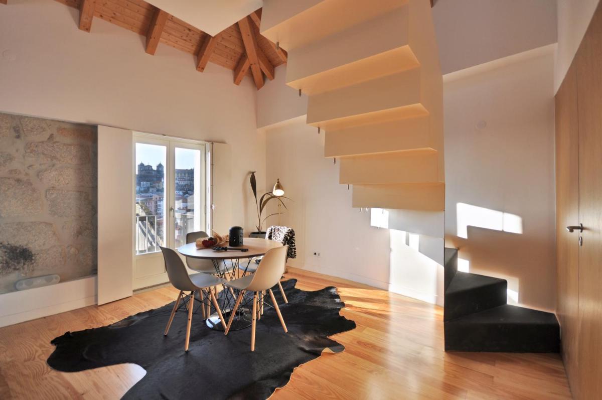 Sé do Porto - Loft with City View - Housity