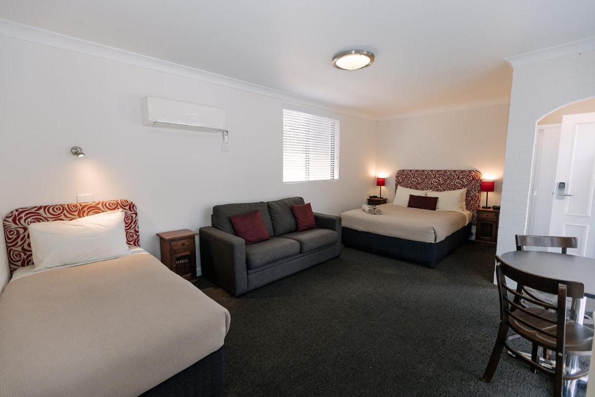 Centralpoint Motel - Housity