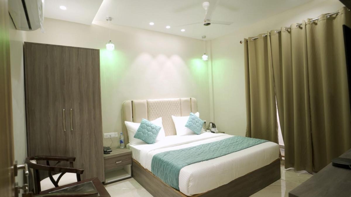 Suitetrails - Hotel Pushpdeep Residency