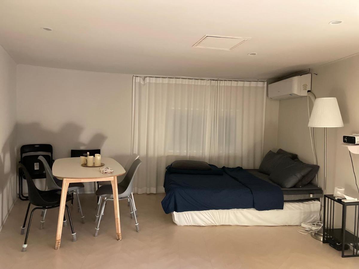 Suitetrails - Well Plus Guest House