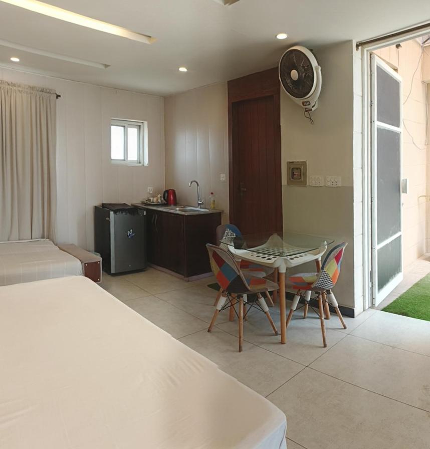 Suitetrails - Vaporium penthouse Bahria RWP