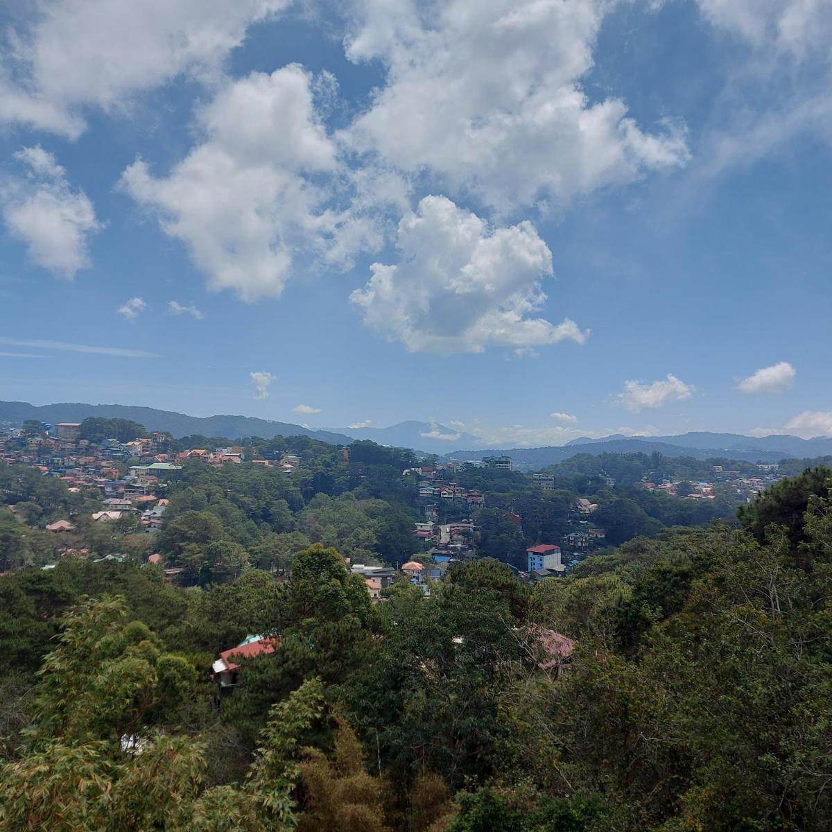 Suitetrails - Baguio Mountain View Haven