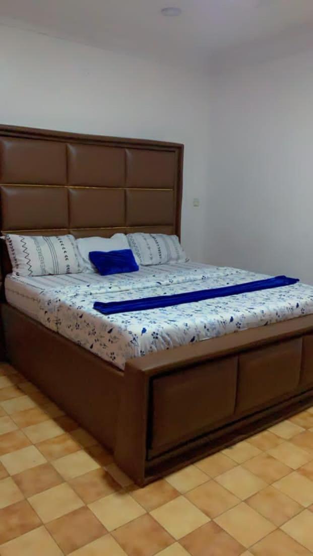 Suitetrails - Blue Moon Hotel Victoria Island
