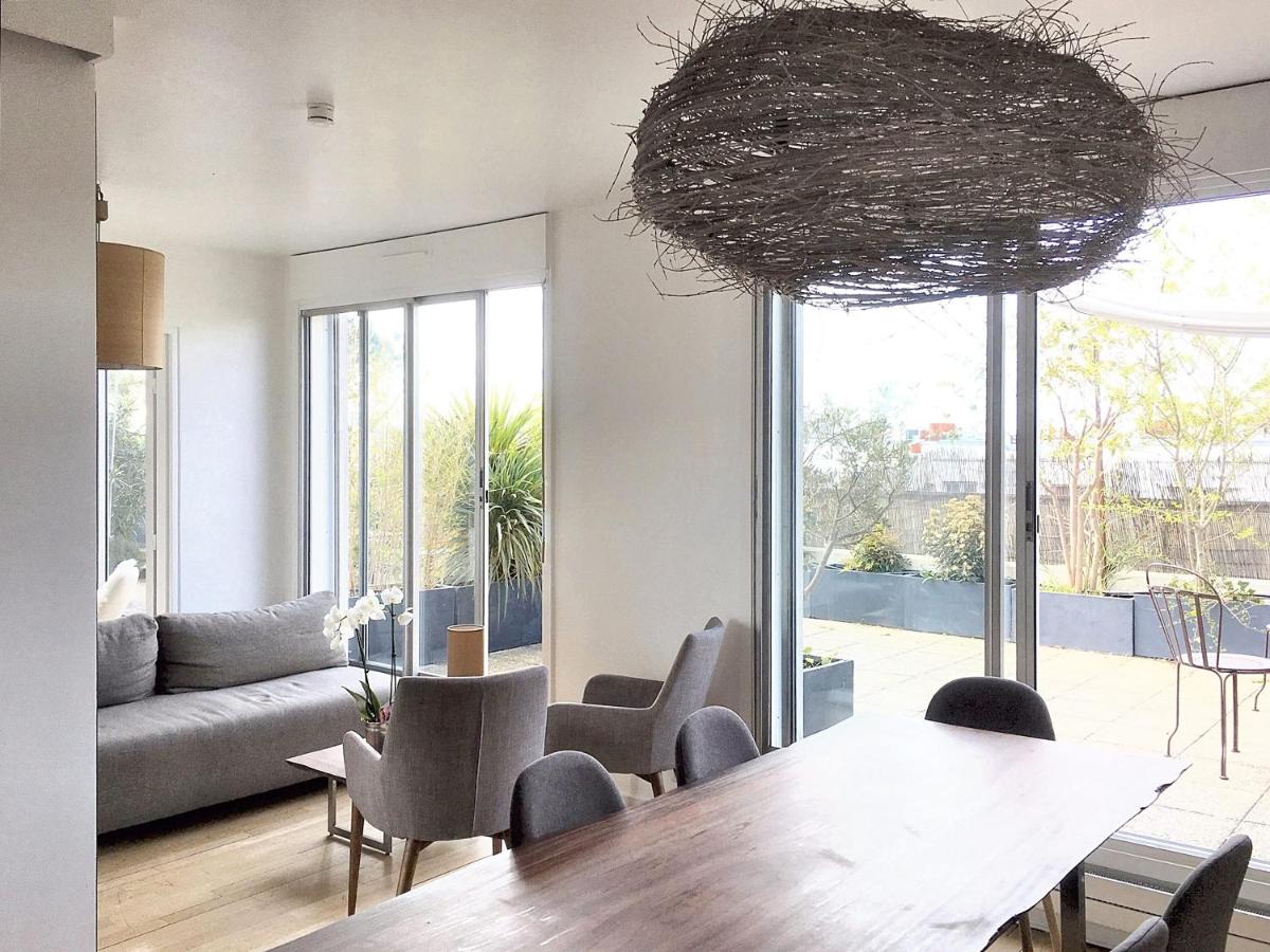 Suitetrails - Appartement de 4 chambres avec vue sur la ville terrasse amenagee et wifi a Paris