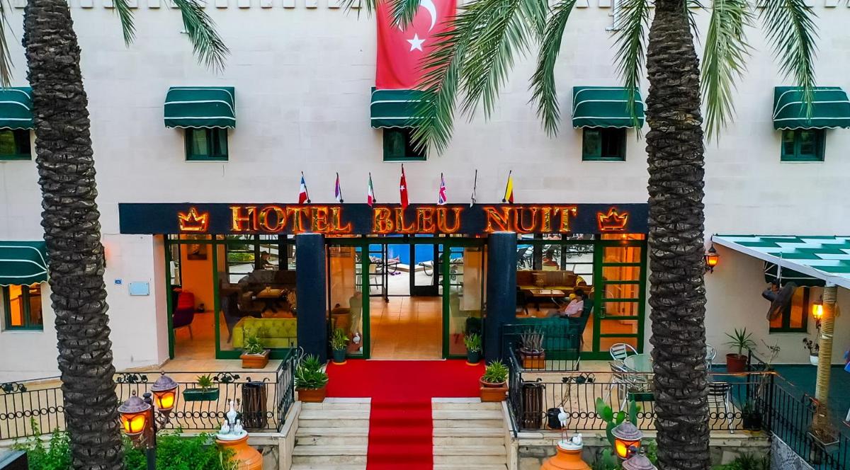 Suitetrails - Bleu Nuit Hotel +
