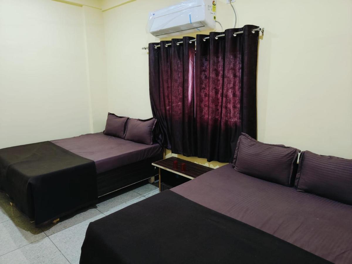 The Dwarkesh Hotel - Housity