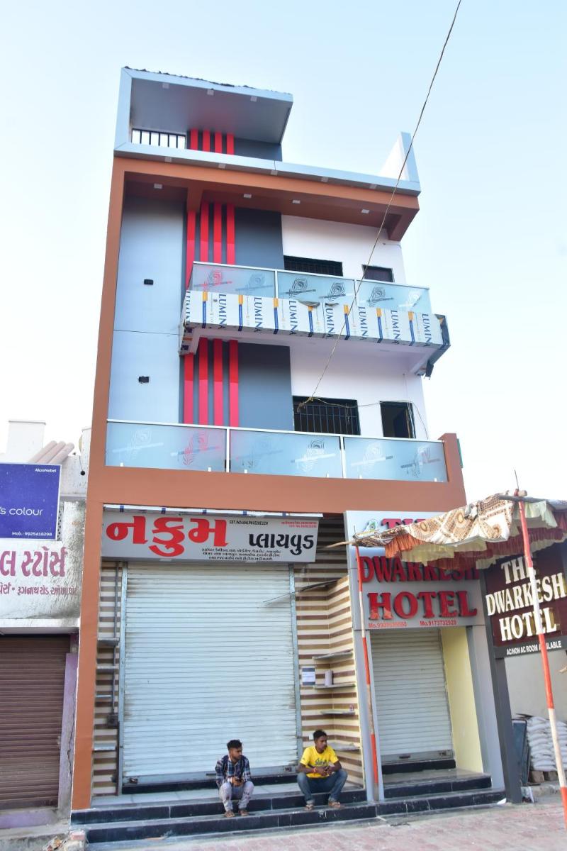 The Dwarkesh Hotel - Housity