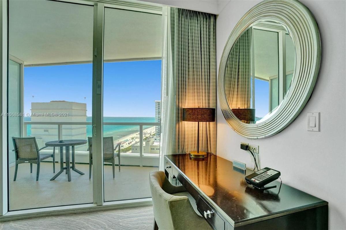 Fontainebleau Miami Beach - Housity