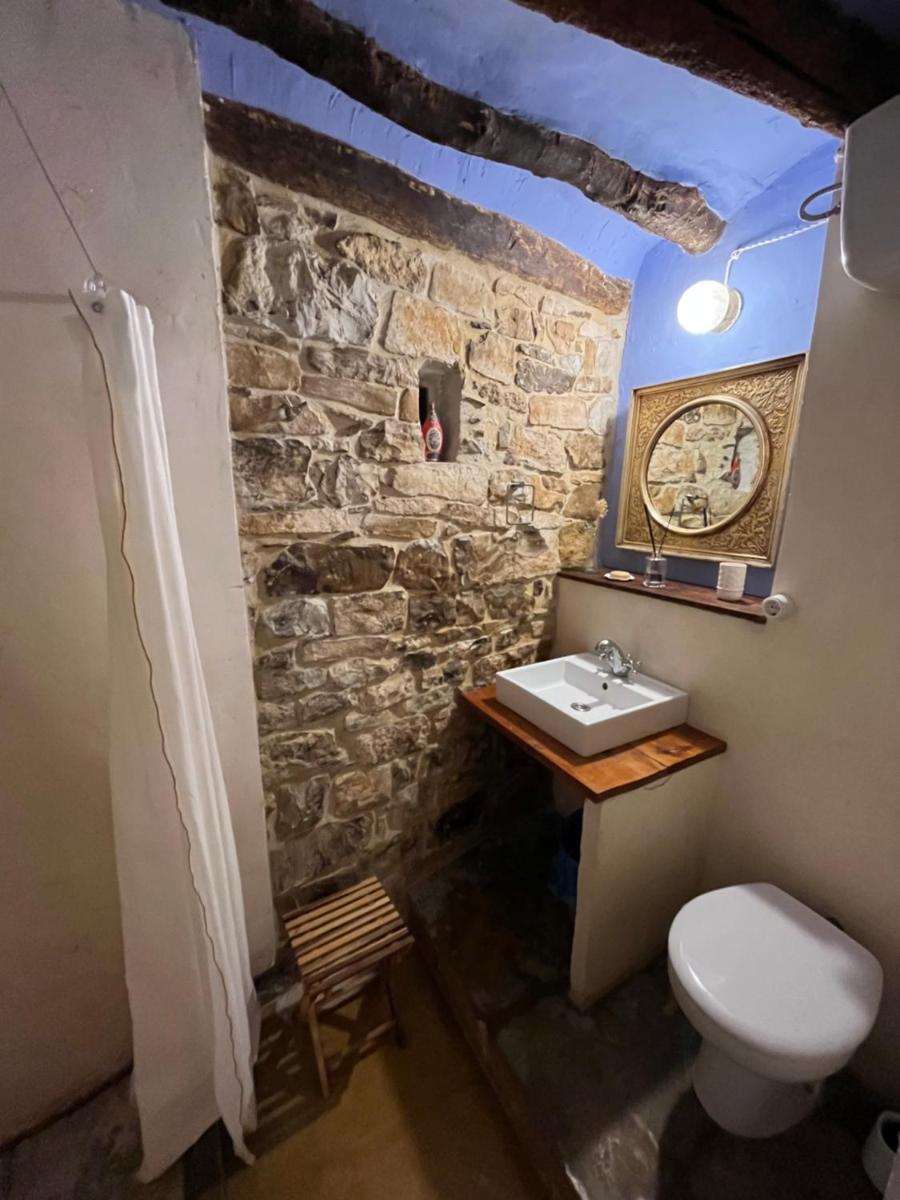 Suitetrails - Habitación en Casa Señorial del Siglo XVI con Caballos
