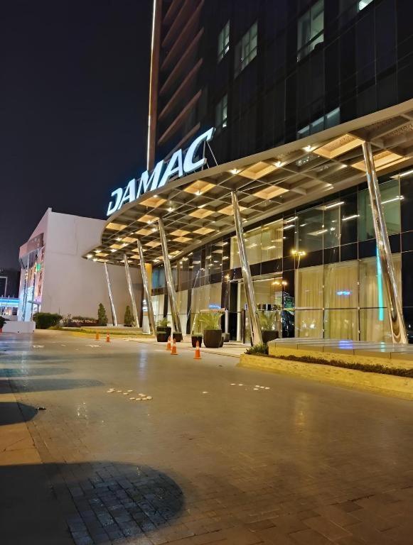Suitetrails - برج داماك - شقق فاخرة - شركة المهارة العالية Damac Tower - luxury apartments - High Skill Company