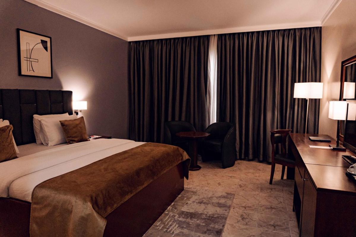 Suitetrails - The Metropolitan Hotel Calabar