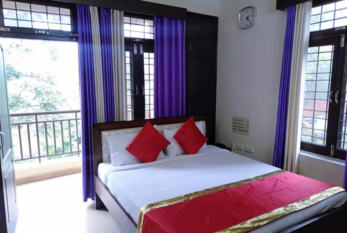 Hotel Hill View Homes Bhimtal - Natural Landscape - Mountain View - Housity