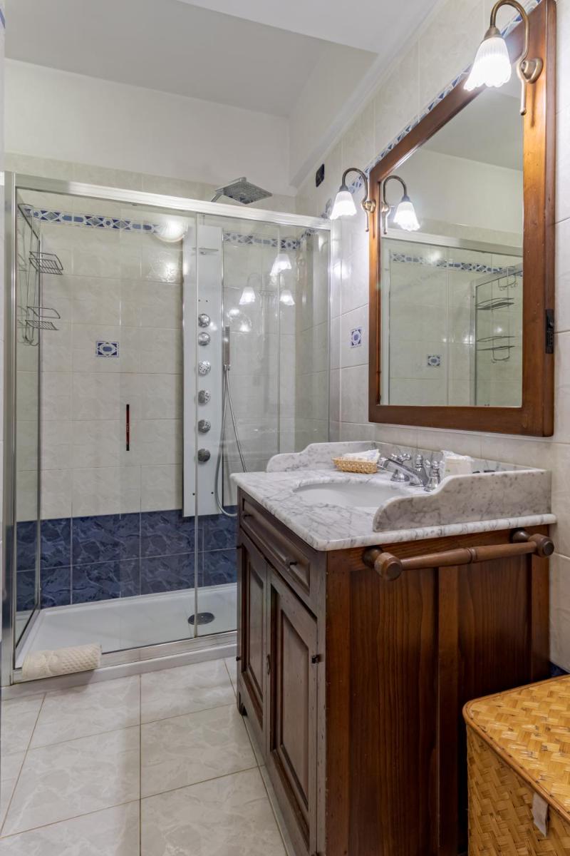 Suitetrails - Albergo La Marina B&B
